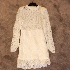 White dress mock turtleneck collar/high collar